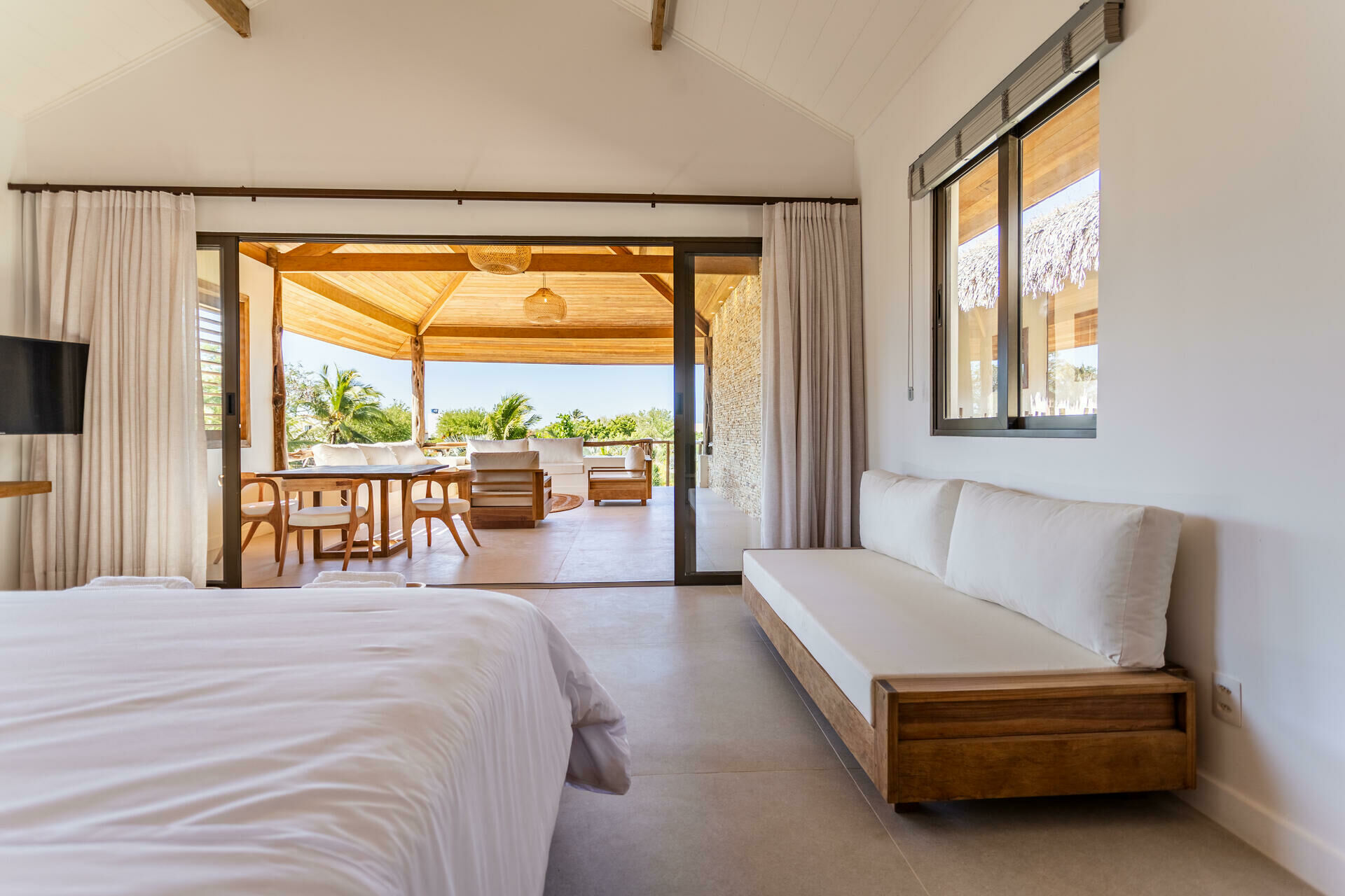 Villa Florens   Suíte Principal -  Foto Thiago Faquineli-14